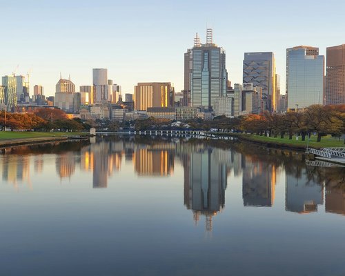 Melbourne city skyline at dusk